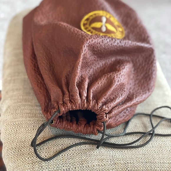 Unique vintage USAF (toy? Leather?) drawstring bag. - Picture 3 of 6